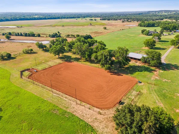 700 Hiner Rd, Weatherford, TX 76087