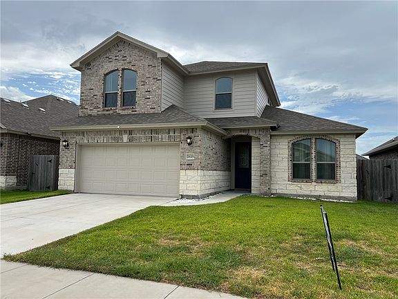 2nd image of 2625 Las Estrellas St