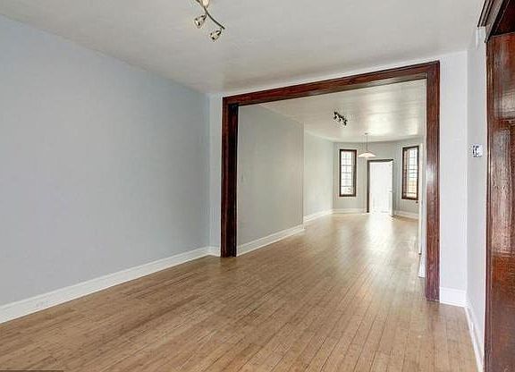 Family Room 1