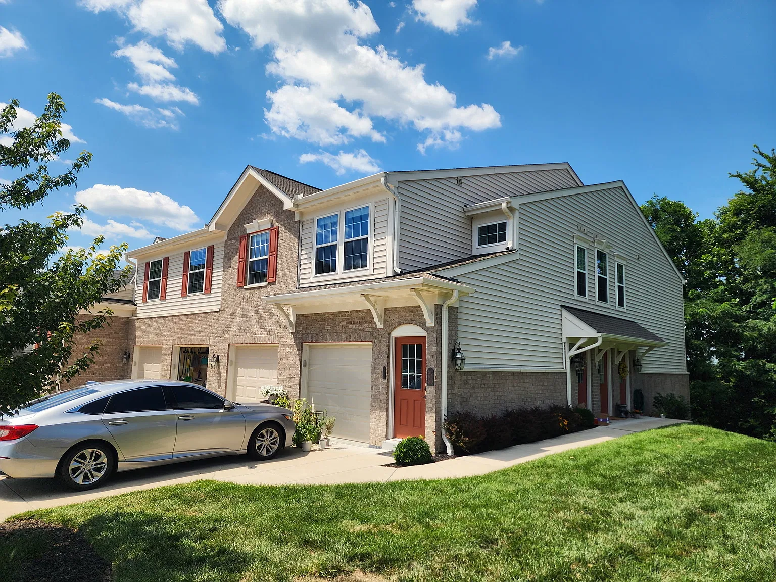 2 bed, 1112 sqft, $1,500 — Photo 3