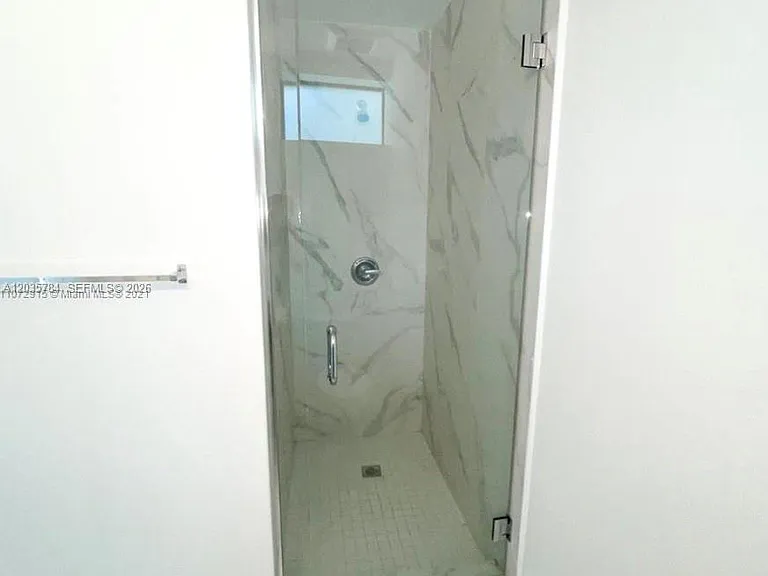 4100 Davie Rd #205 — Photo 14