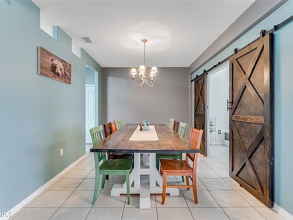 5th image of 2856R Briar Park Dr