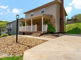 3060 Paintertown Rd, Irwin, PA 15642