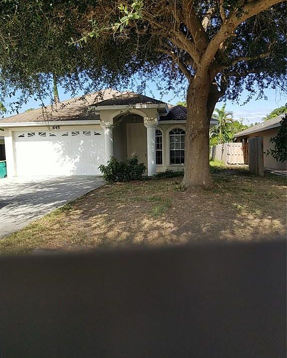 1st image of 645 105th Ave N