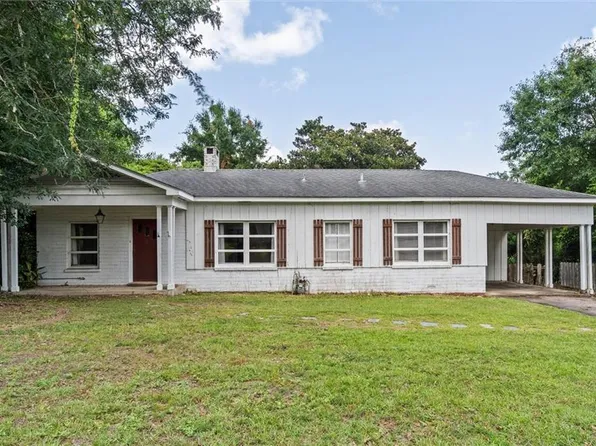 3 McAlpine Dr, Mobile, AL 36608