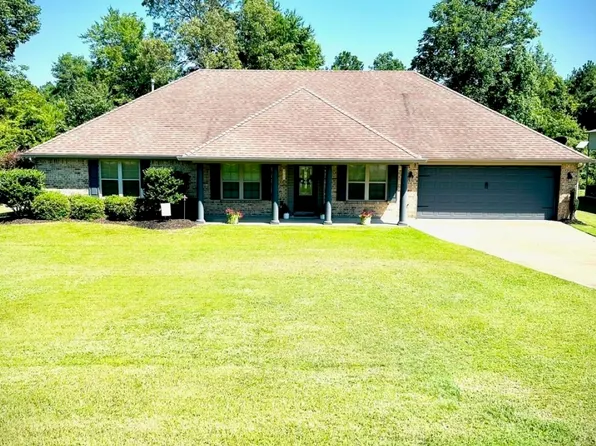 400 Myrtle Dr, Farmerville, LA 71241