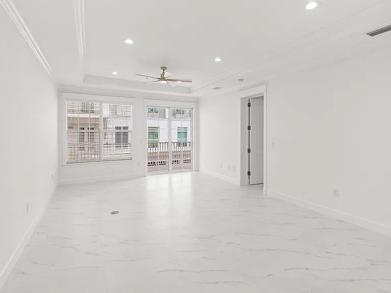 47 SW Osceola St #206 — Photo 6