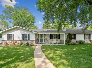 21 Millwell Dr, Maryland Heights, MO 63043