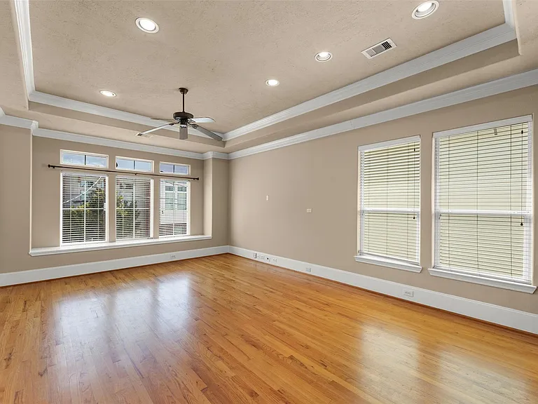 1716 Aden Dr — Photo 17