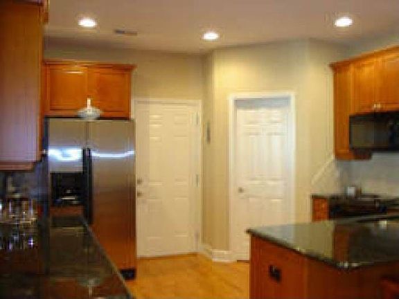 4th image of 2038 Macland Square Dr