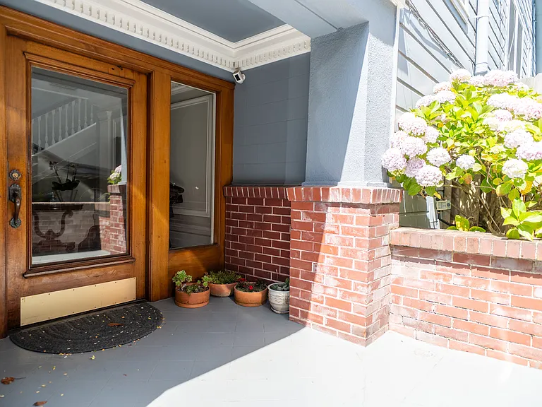 150 Palm Ave — Photo 22