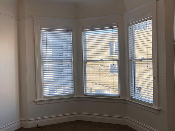 4th image of 88 Park St