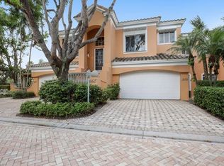 665 Via Mezner APT 202, Naples, FL 34108
