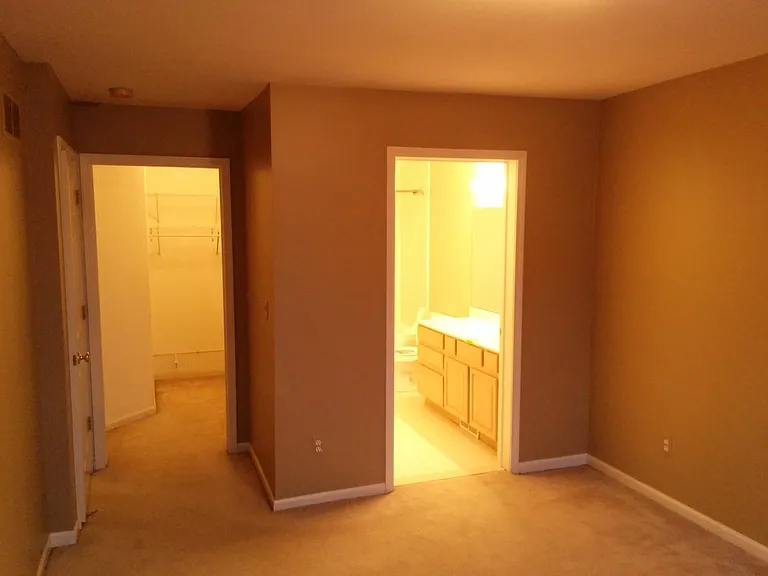 29430 Glen Oaks Blvd W — Photo 14