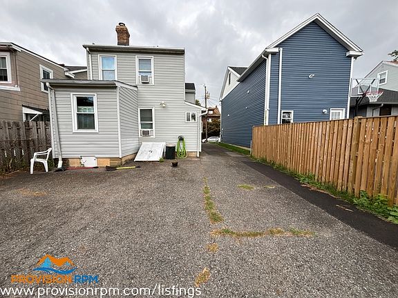 4th image of 15 Brewer Ave #B