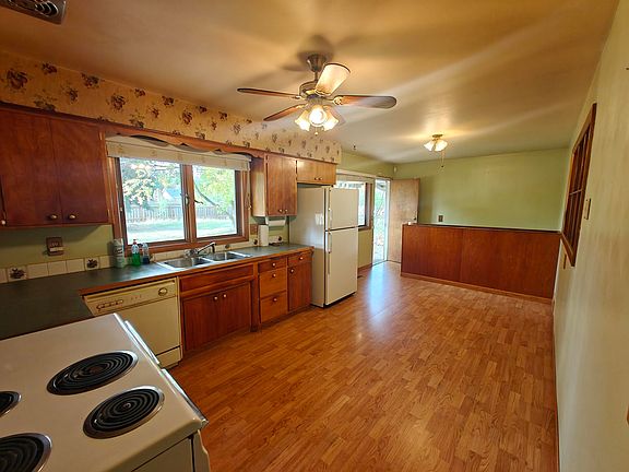 5th image of 3315 N Bowman Rd