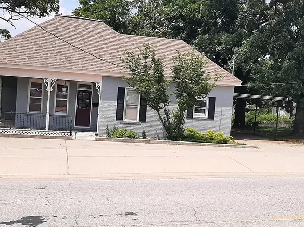 601 E Buffalo St, Bolivar, MO 65613