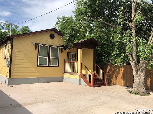 1st image of 2906 Chihuahua St