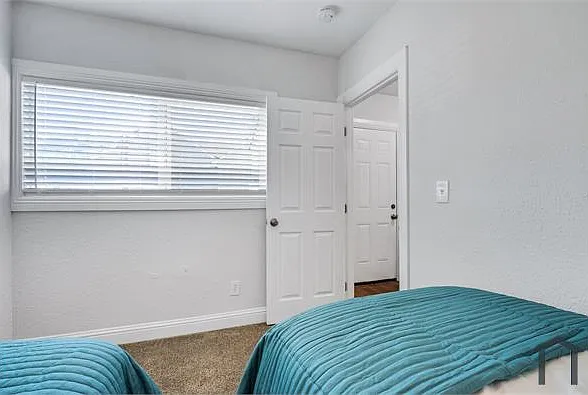 2800 Pine St — Photo 12