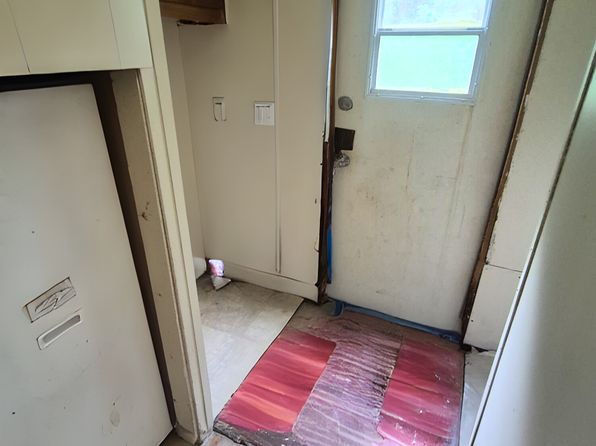 4 Jacob Ln #6