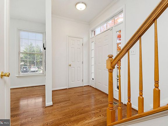 3rd image of 5613 Brookland Ct