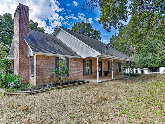 4th image of 864 County Road 2114
