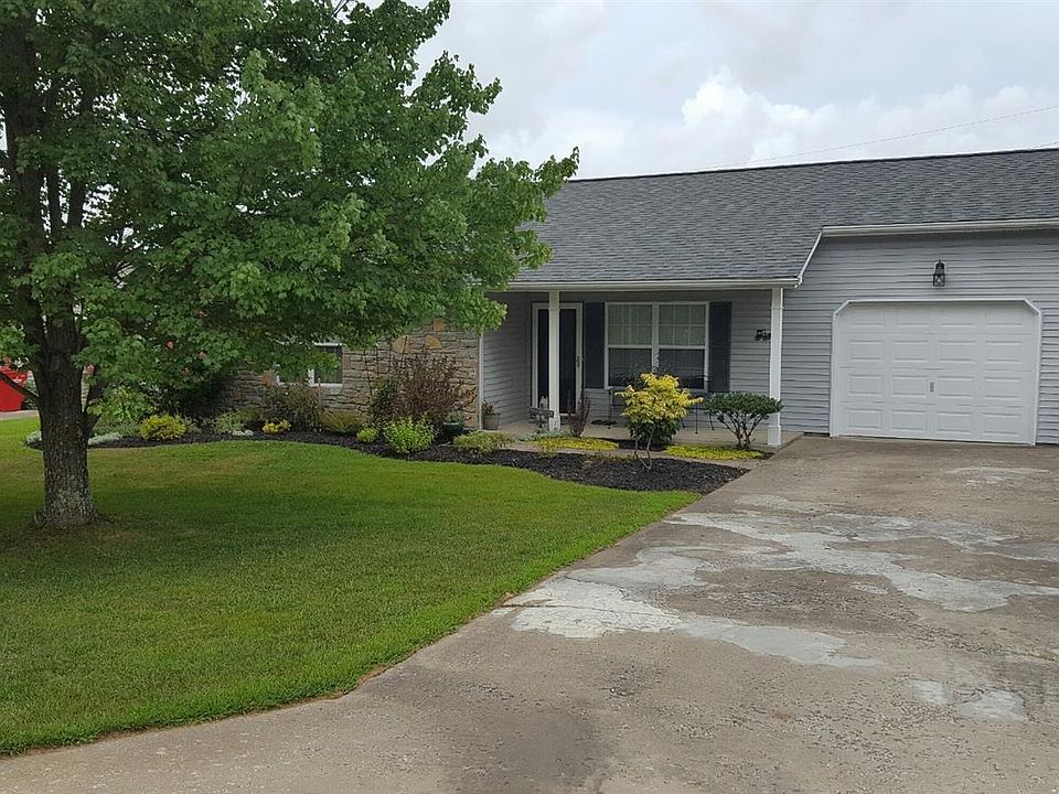 1st image of 308 Green Fields Ln