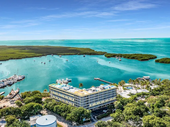 200 Harborview Dr APT 507, Tavernier, FL 33070