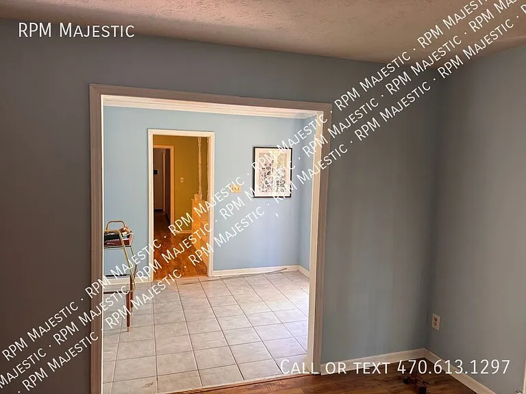 3518 Moonlight Ct — Photo 5