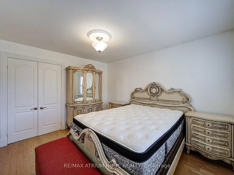 8 Patrick Blvd — Photo 22