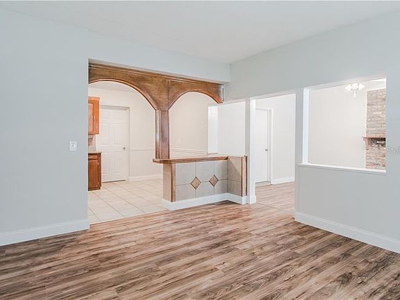 4th image of 3905 Trovati St