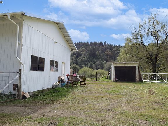3rd image of 97832 S Coos River Ln