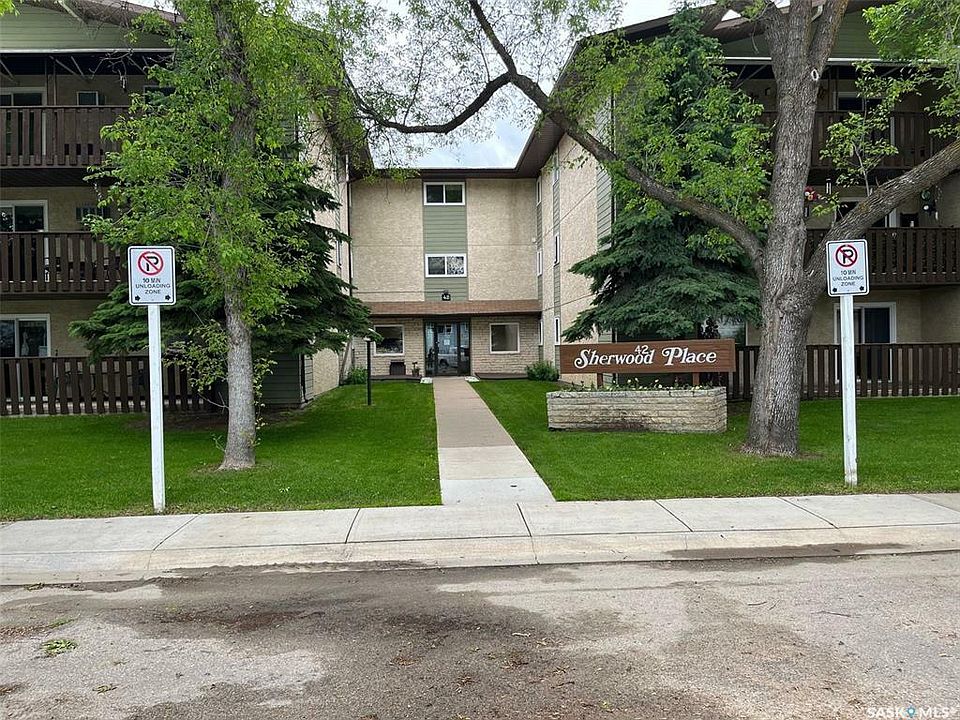 1st image of 42 27th St E #203