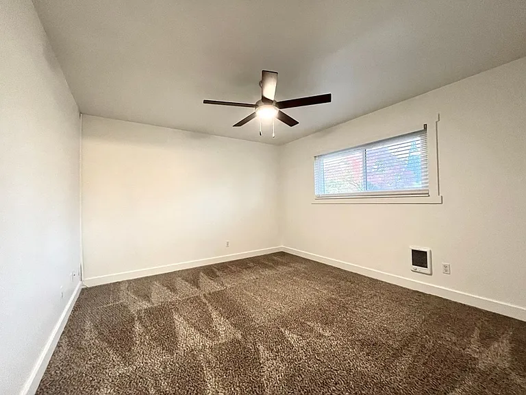 J3 Apartments — Photo 27