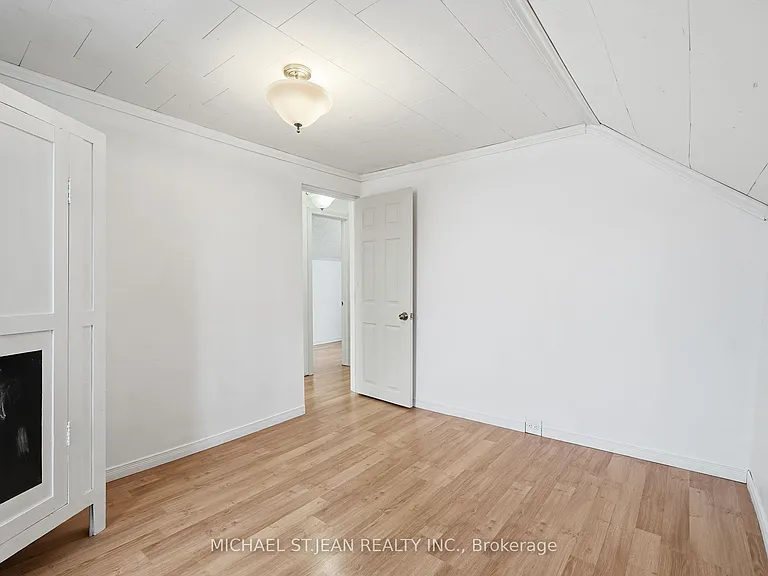 20 York St — Photo 28
