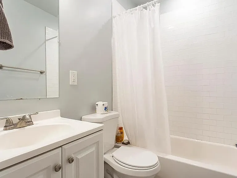 922 S 49th St #2 — Photo 6
