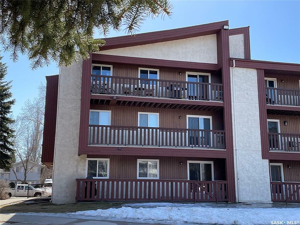 1st image of 1580 Olive Diefenbaker Dr #121