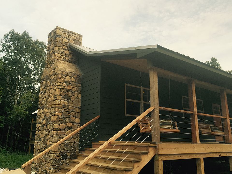 Cabin 17 miles from Ole Miss