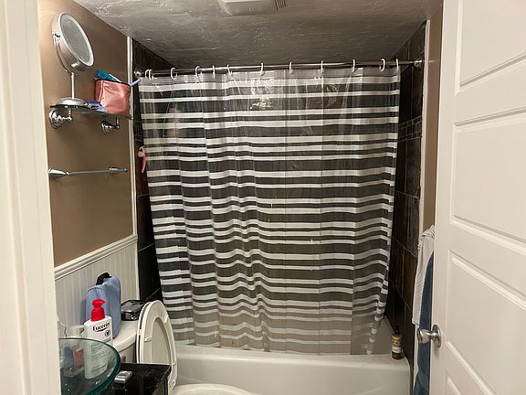 4th image of 1411 NW 2nd Ave APT 104