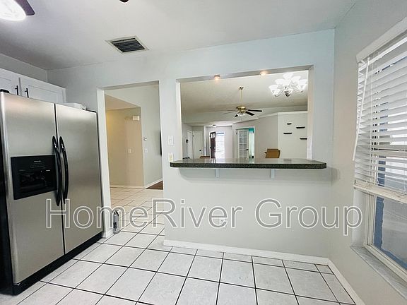 5th image of 10110 Cedar Dune Dr