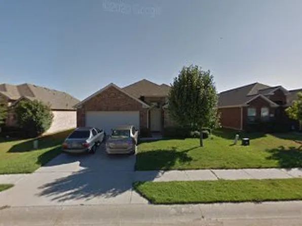 8628 Wagon Trl, Aubrey, TX 76227