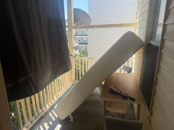 5th image of 45 Litchfield St #3