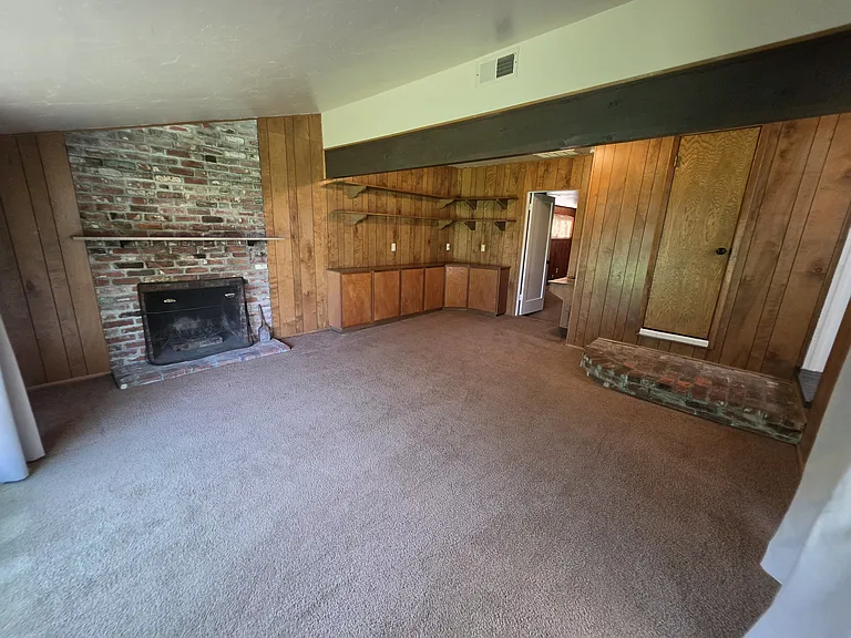 Merrywood Dr — Photo 13