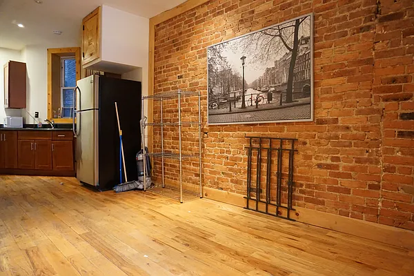 Rented by Rennit Inc. | media 5