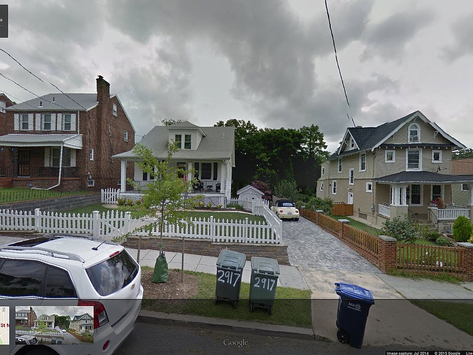 2nd image of 2917 20th St NE
