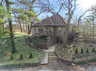 1 Woodland Trl, Portage, IN 46368