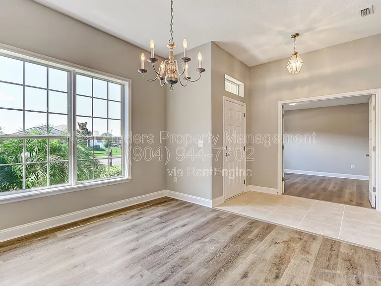 2436 Bonnie Lakes Dr — Photo 12