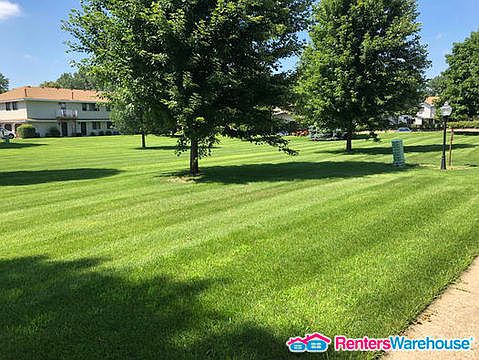 2nd image of 2522 Brookdale Ln N