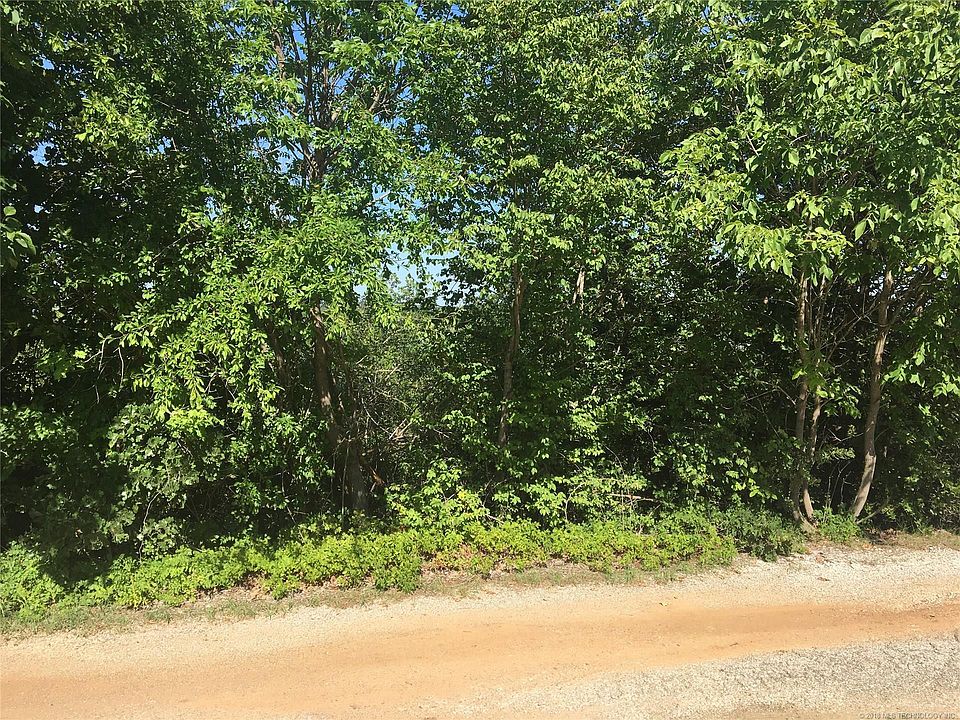 1st image of 1323 S 262nd Ave W