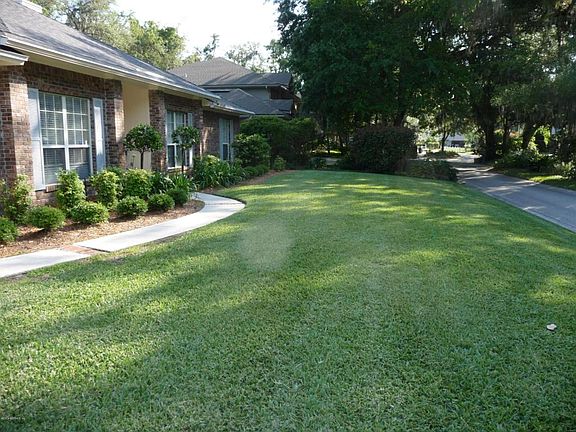 3rd image of 2810 Estates Ln